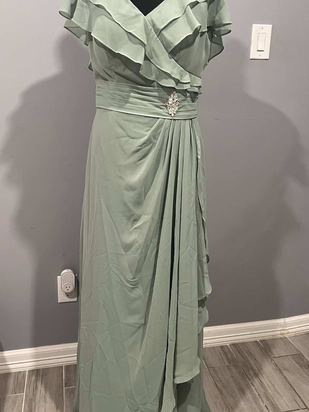 Elegant Sage Green Ruffle-Detail Evening Dress